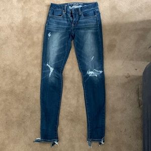 Like brand new size 2 regular womens American eagle jeans